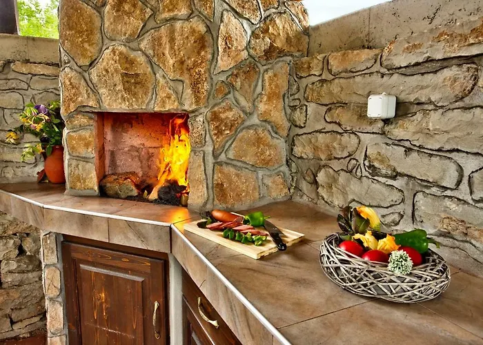 Homes Chudna Tatil Evi Breste